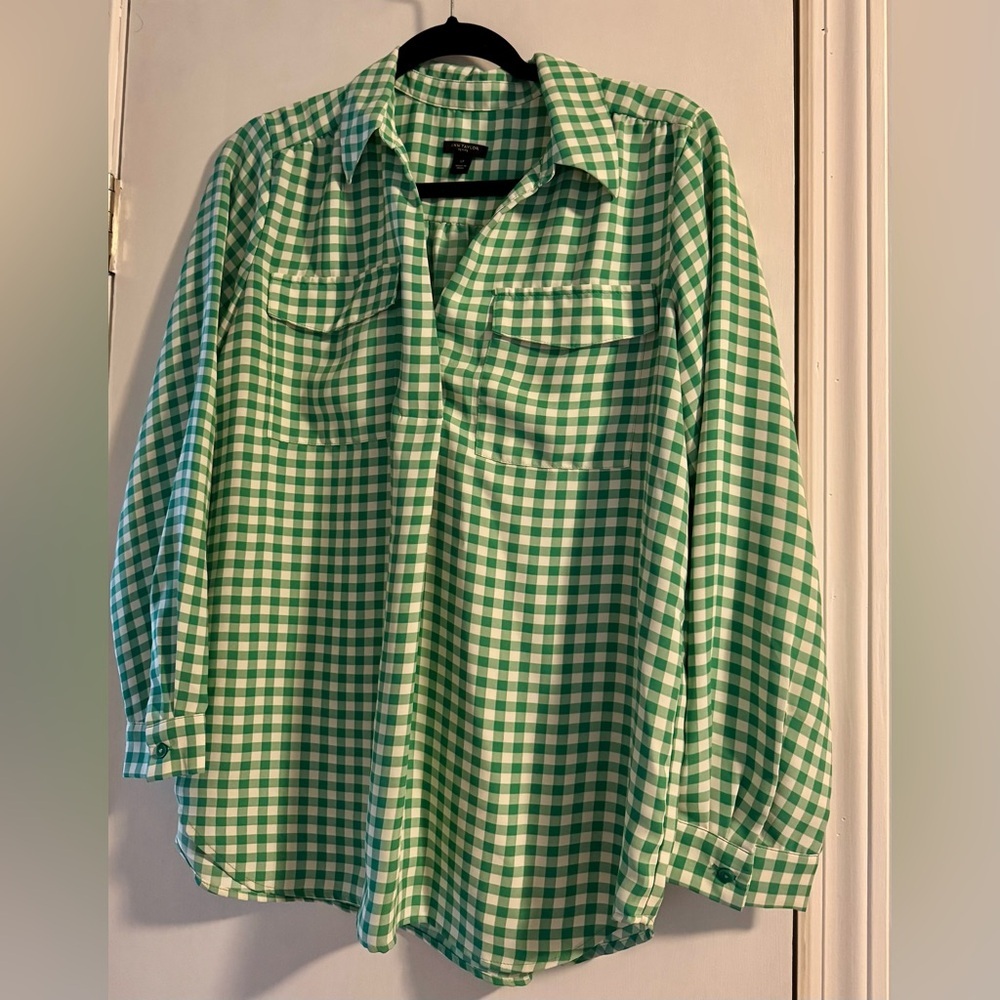 Ann Taylor Green and White Checkered Women's Shirt